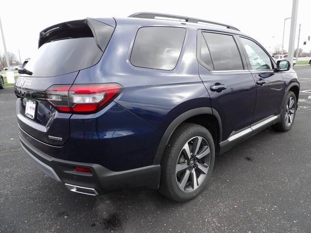 Photo of 2025 Obsidian Blue Pearl Honda Pilot