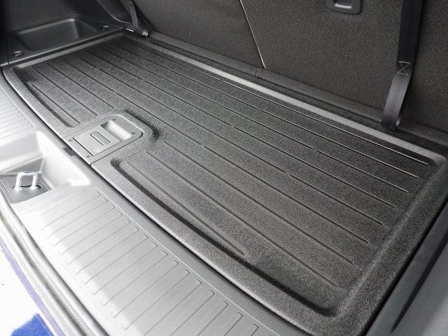 Photo of 2025 Obsidian Blue Pearl Honda Pilot