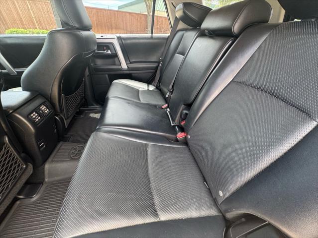 Photo of 2014 Magnetic Gray Metallic Toyota 4Runner