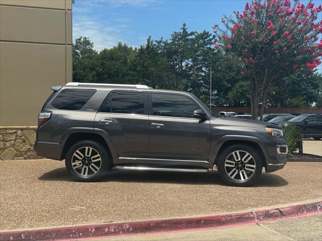 Photo of 2014 Magnetic Gray Metallic Toyota 4Runner