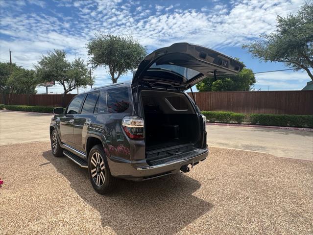 Photo of 2014 Magnetic Gray Metallic Toyota 4Runner