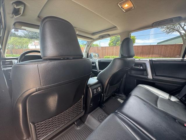 Photo of 2014 Magnetic Gray Metallic Toyota 4Runner