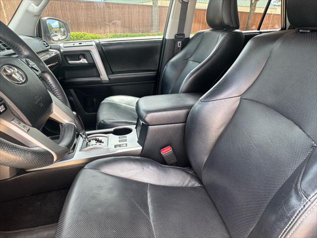 Photo of 2014 Magnetic Gray Metallic Toyota 4Runner