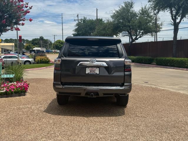 Photo of 2014 Magnetic Gray Metallic Toyota 4Runner
