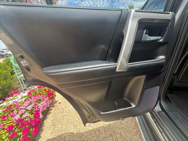 Photo of 2014 Magnetic Gray Metallic Toyota 4Runner