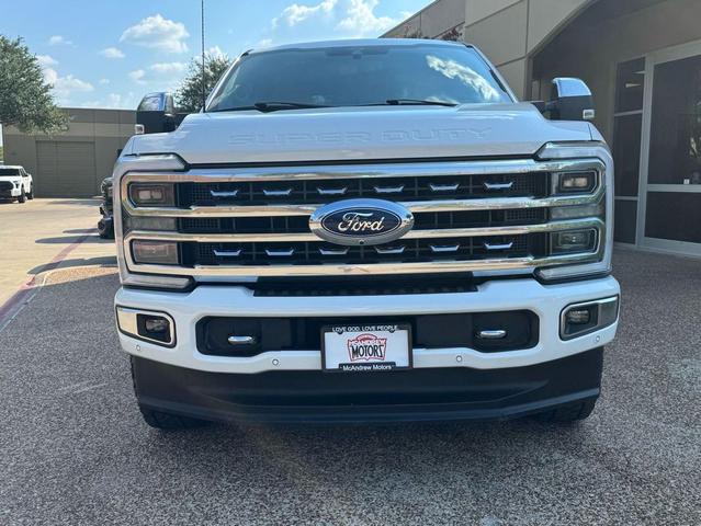 Photo of 2023 Star White Metallic Tri-Coat Ford F-250