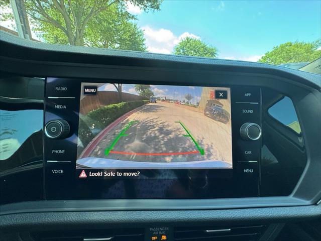 Photo of 2020 Pure White Volkswagen Jetta