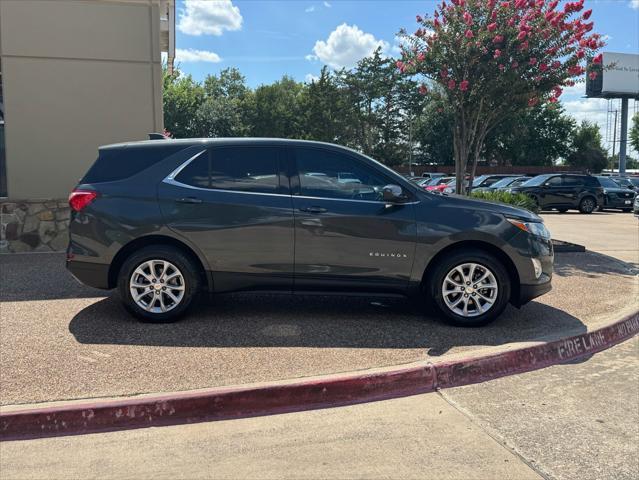 Photo of 2018 Gray Chevrolet Equinox