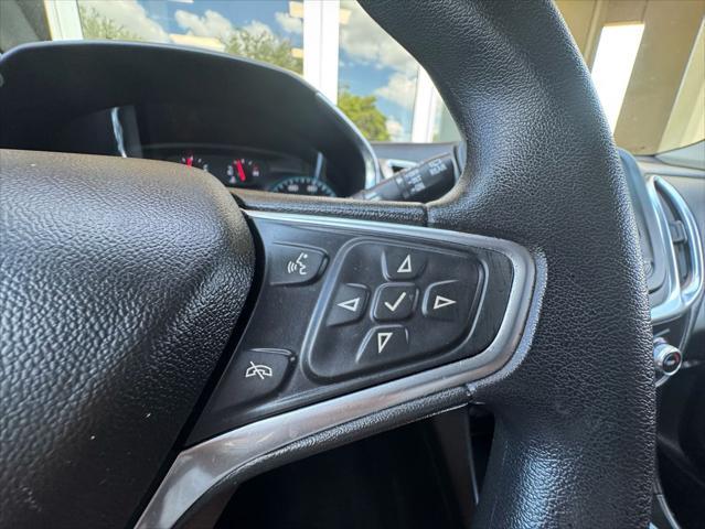 Photo of 2018 Gray Chevrolet Equinox