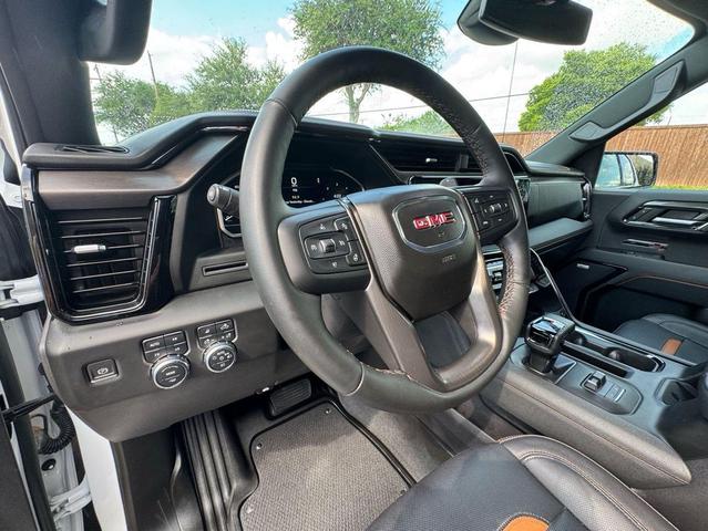 Photo of 2024 Summit White GMC Sierra 1500