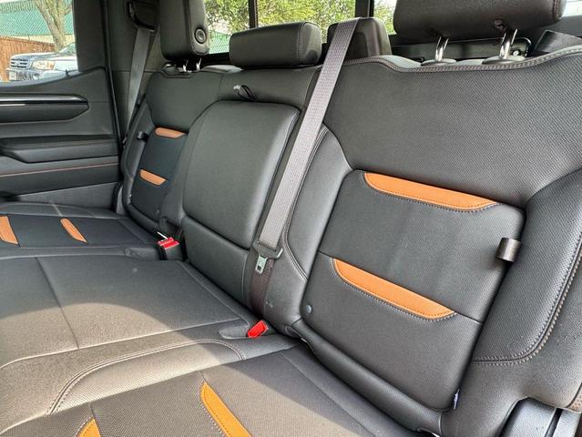 Photo of 2024 Summit White GMC Sierra 1500
