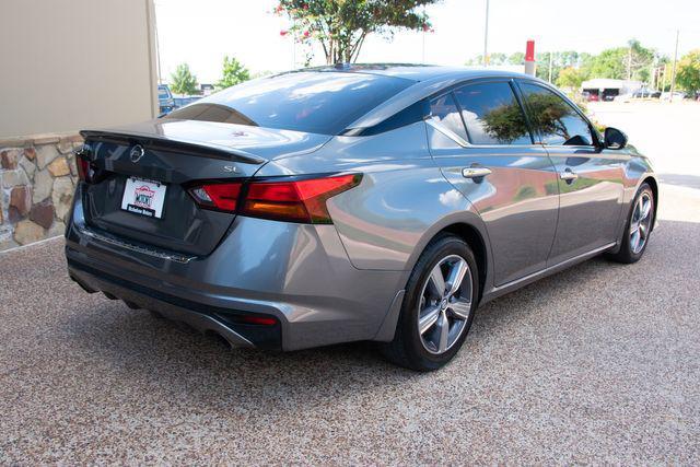 Photo of 2022 Gun Metallic Nissan Altima