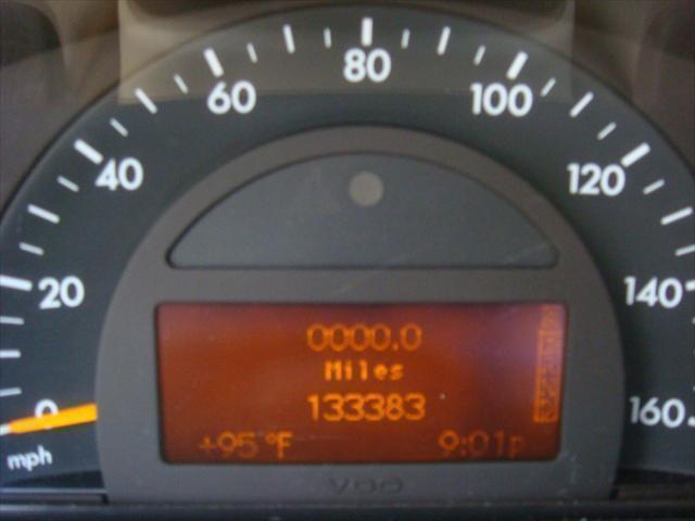 Photo of 2004 Alabaster White Mercedes-Benz C-Class