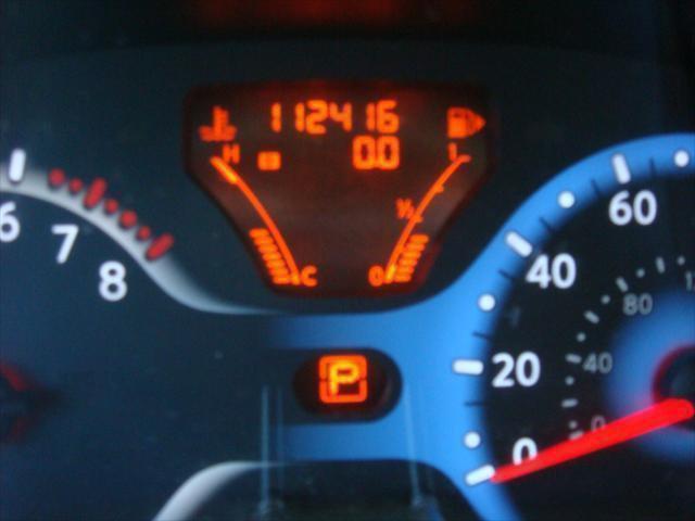 Photo of 2009 White Pearl Nissan Cube
