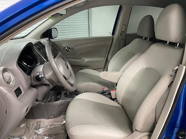 Photo of 2013 DARK BLUE Nissan Versa