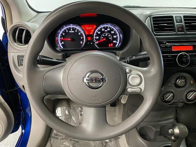 Photo of 2013 DARK BLUE Nissan Versa