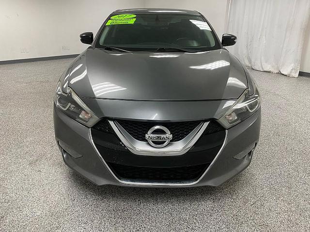 Photo of 2017 Gun Metallic Nissan Maxima