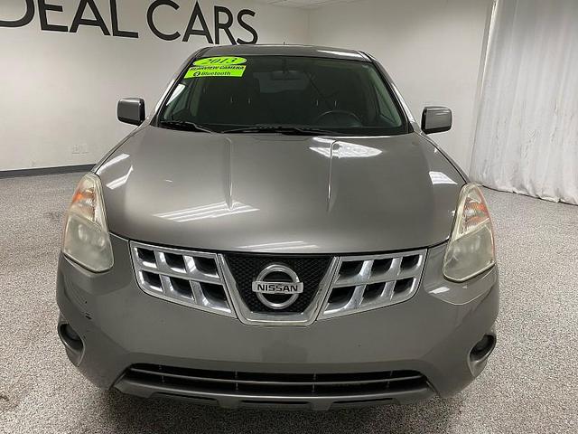 Photo of 2013 GRAY Nissan Rogue
