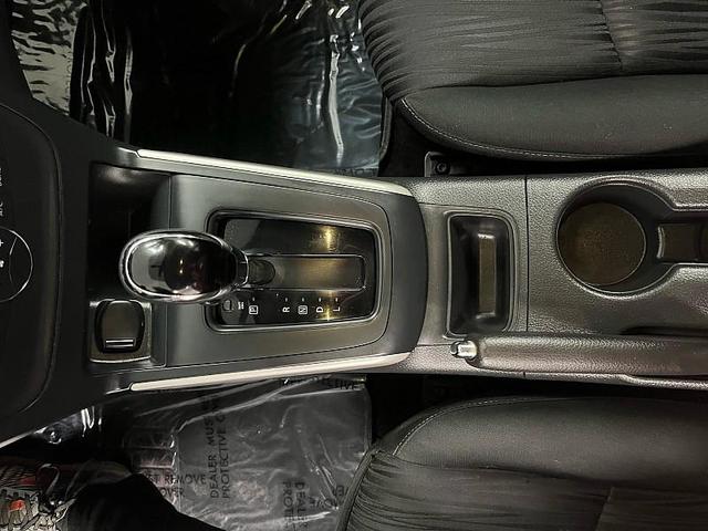 Photo of 2019 WHITE Nissan Sentra