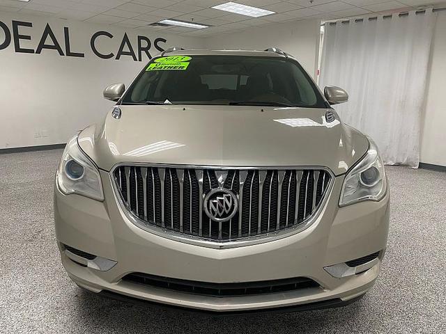 Photo of 2013 Champagne Silver Metallic Buick Enclave
