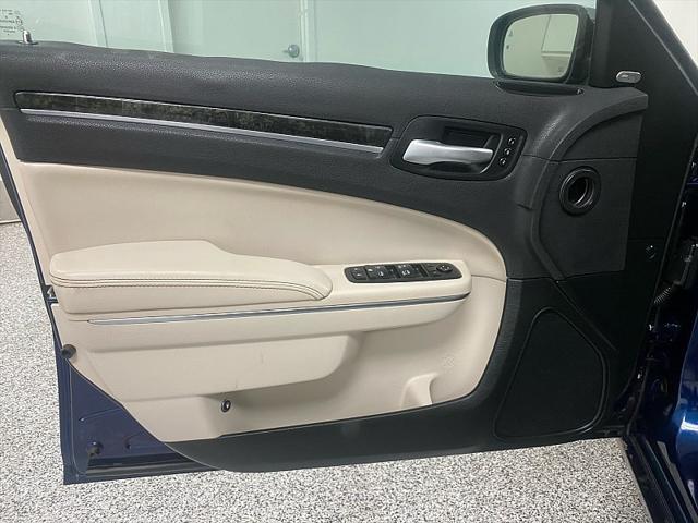 2017 Chrysler 300C