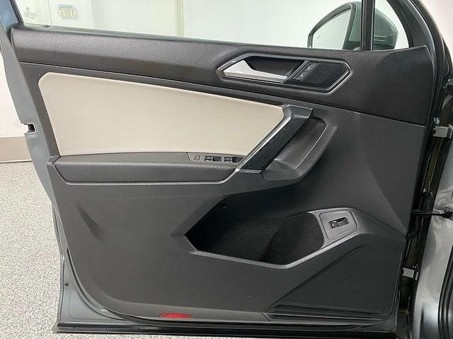 Photo of 2018 STEEL BLUE Volkswagen Tiguan