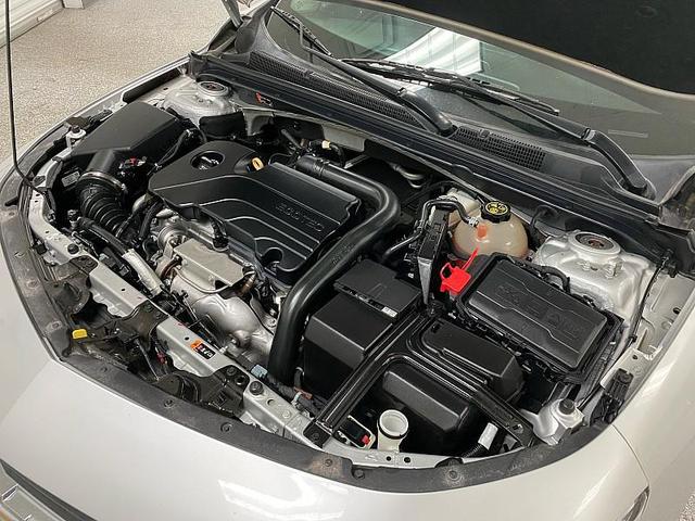 Photo of 2019 Silver Ice Metallic Chevrolet Malibu