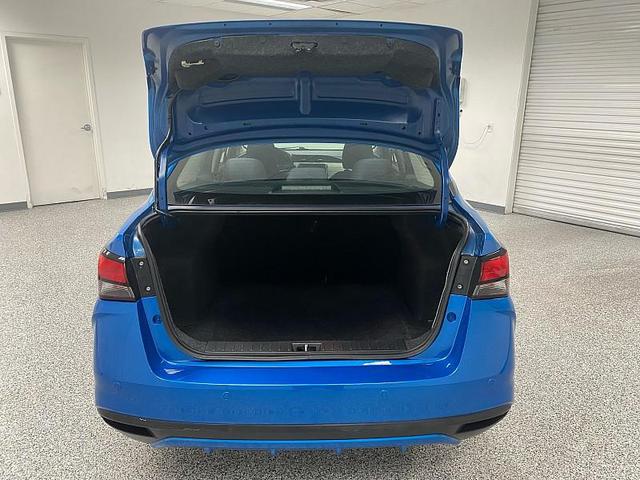 Photo of 2021 DARK BLUE Nissan Versa
