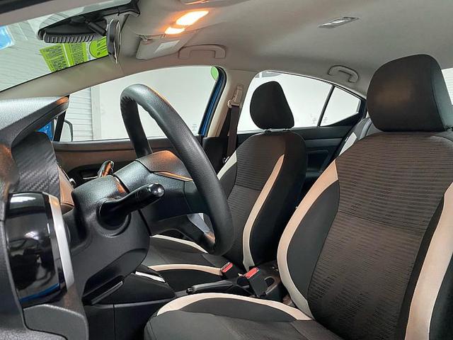 Photo of 2021 DARK BLUE Nissan Versa