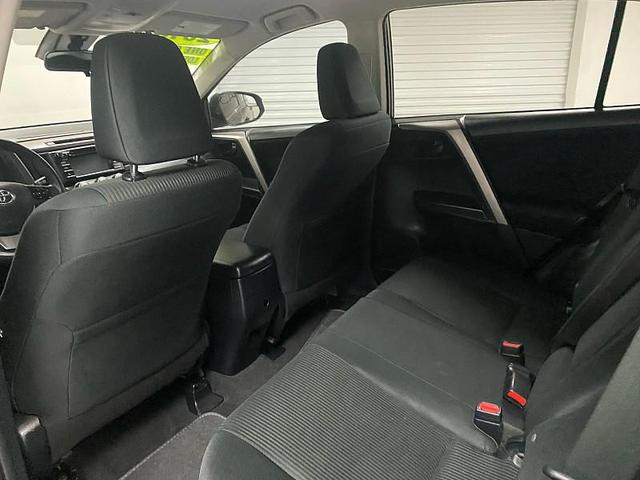 Photo of 2018 STEEL BLUE Toyota RAV4