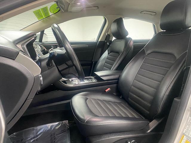 Photo of 2017 Ingot Silver Ford Fusion Hybrid