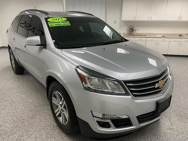 Photo of 2015 Silver Ice Metallic Chevrolet Traverse