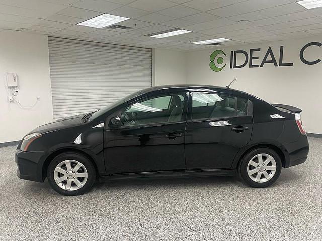 Photo of 2012 Super Black Nissan Sentra