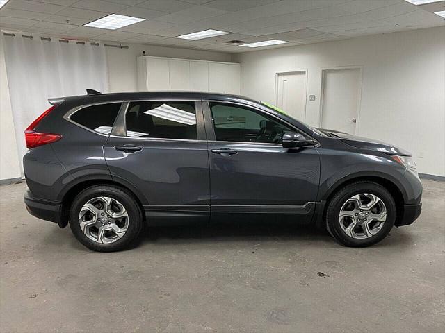 Photo of 2017 WHITE Honda CR-V