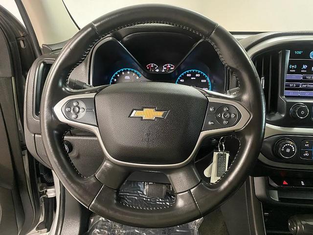 Photo of 2017 Silver Ice Metallic Chevrolet Colorado