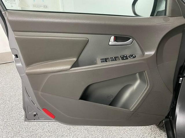 Photo of 2013 GRAY Kia Sportage