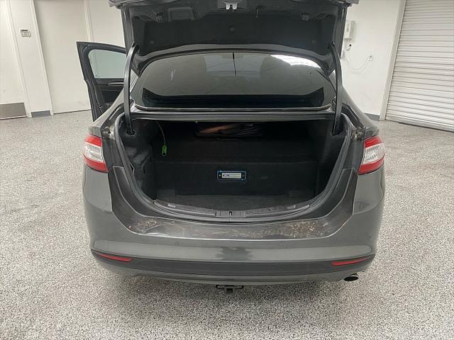 Photo of 2016 GRAY Ford Fusion Energi