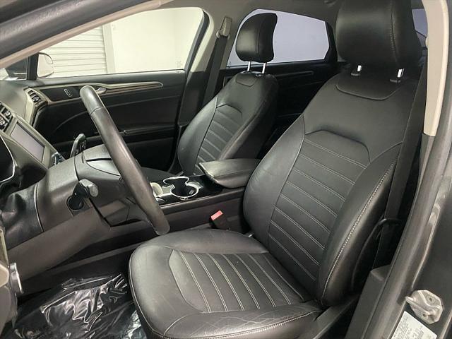 Photo of 2016 GRAY Ford Fusion Energi