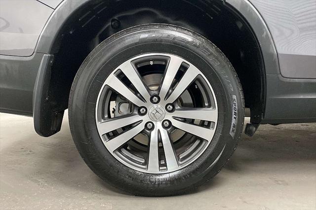 Photo of 2017 Modern Steel Metallic Honda Pilot