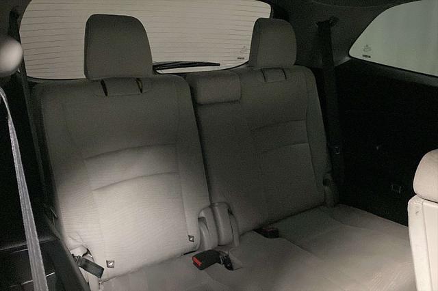 Photo of 2017 Modern Steel Metallic Honda Pilot