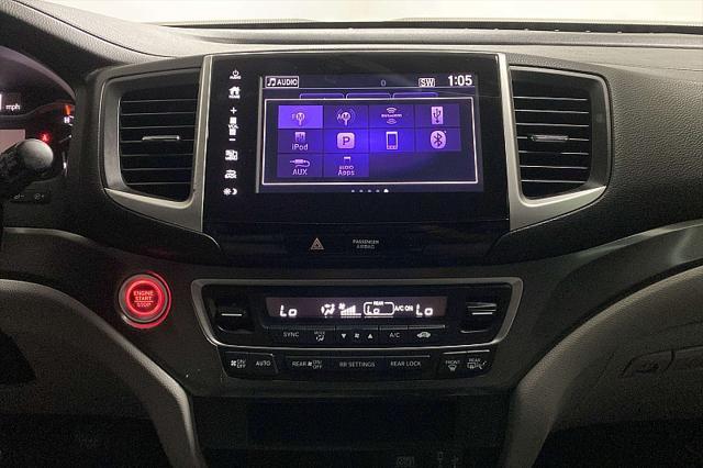 Photo of 2017 Modern Steel Metallic Honda Pilot