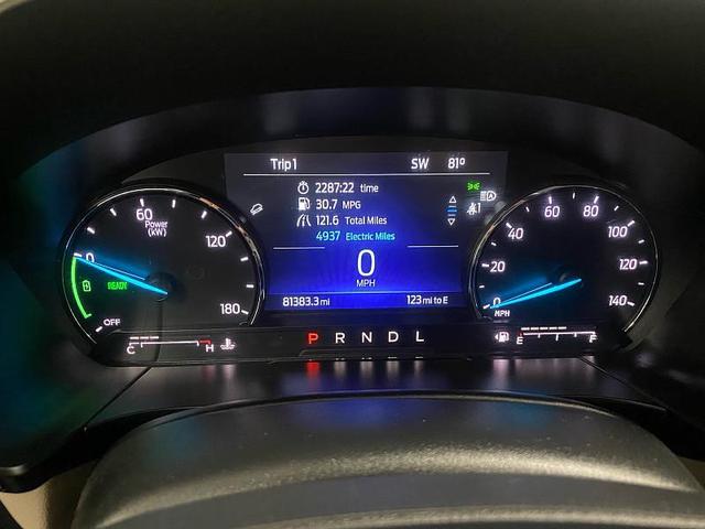 Photo of 2022 Agate Black Metallic Ford Escape