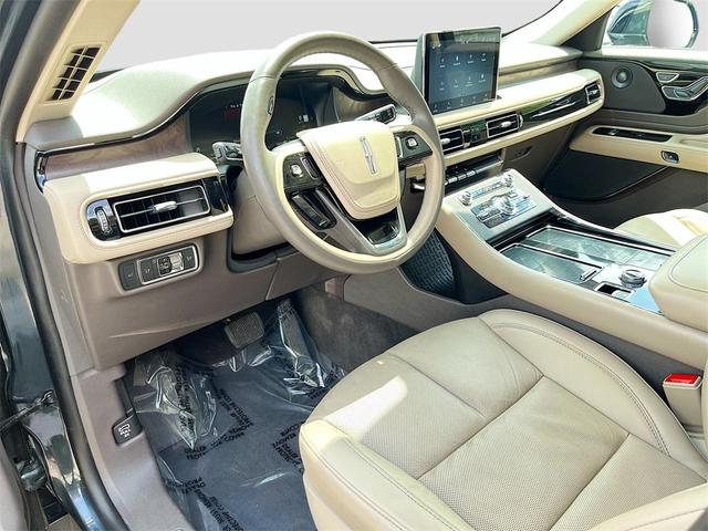 Photo of 2022 Flight Blue Lincoln Aviator