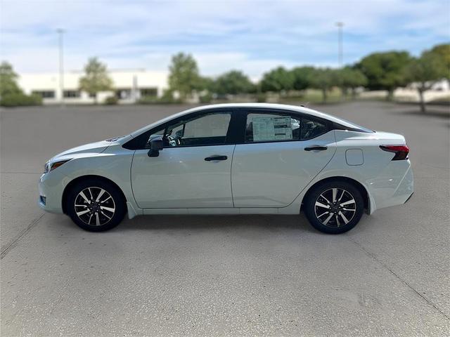 Photo of 2025 Cloud White Nissan Versa