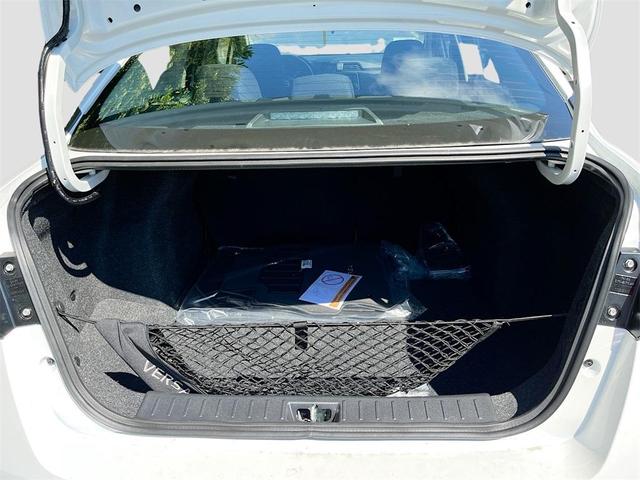 Photo of 2025 Cloud White Nissan Versa