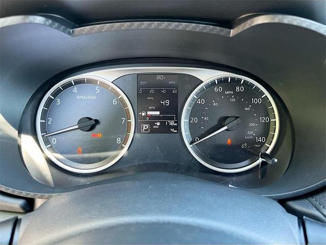 Photo of 2025 Cloud White Nissan Versa
