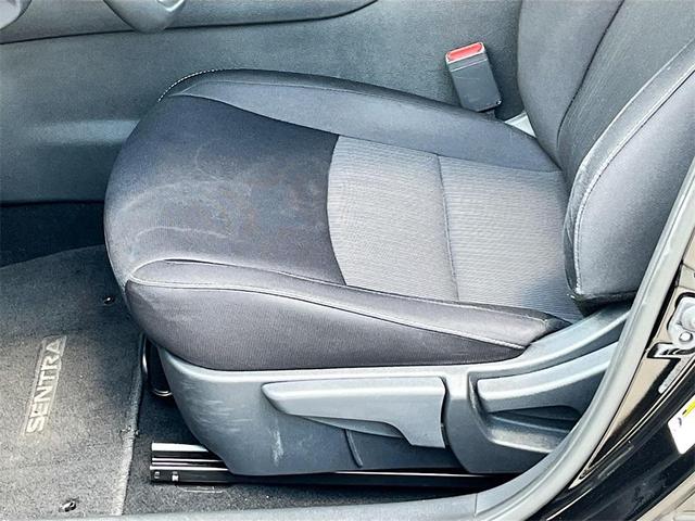 Photo of 2021 Black Nissan Sentra