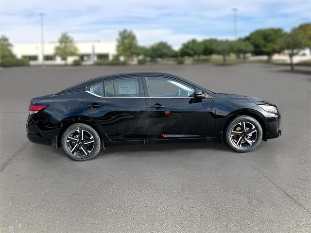 Photo of 2025 Black Nissan Sentra