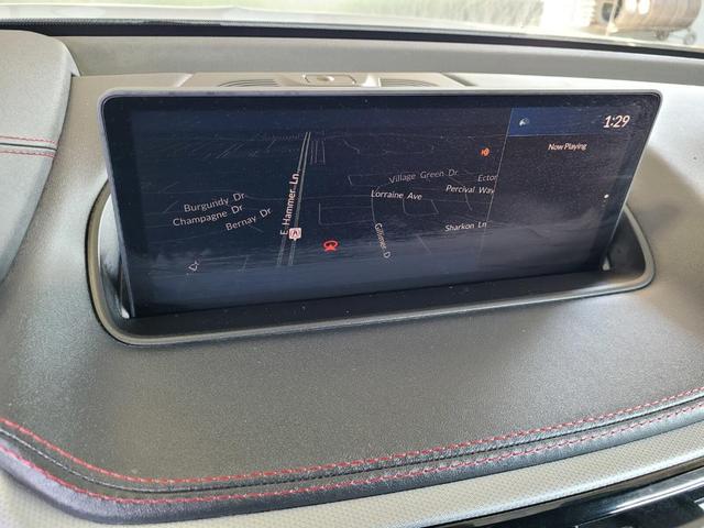 Photo of 2023 Platinum White Acura MDX
