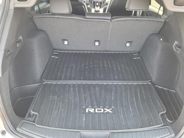 Photo of 2025 Silver Acura RDX